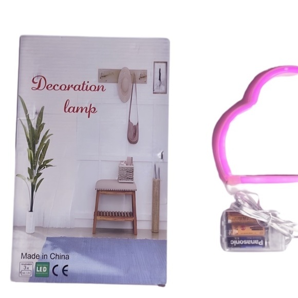 HP🔥 Enhance Your Space‎ w Pink Cloud LED Decorative Lamp: Battery or USBPowered - Picture 3 of 10